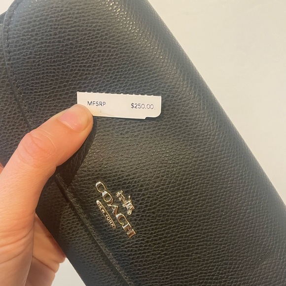 NEW WITH TAGS | coach wallet - Picture 7 of 8